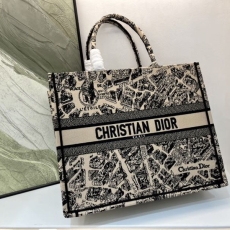 Christian Dior Shopping Bags